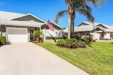 6639 SE Yorktown Drive Hobe Sound FL 33455