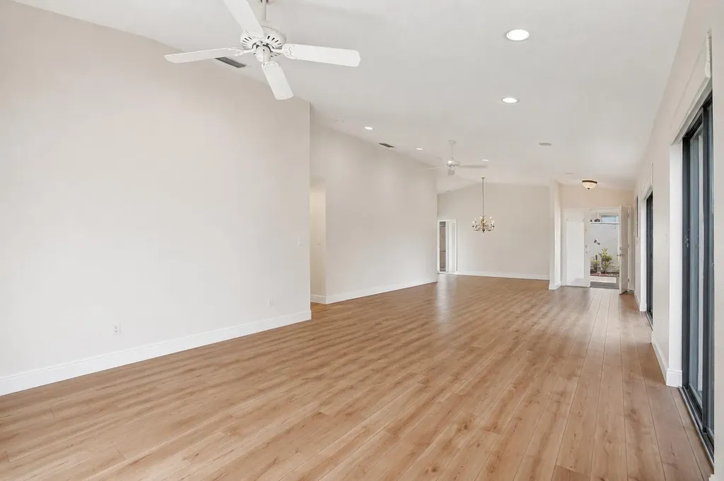 15441 Strathearn Drive Delray Beach FL 33446