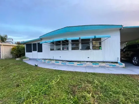 6175 N Joshua Lane Lake Worth FL 33462