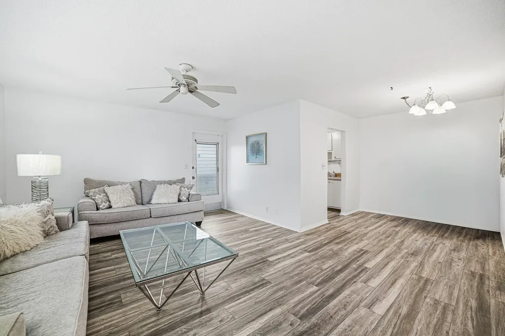 101 Doolen Court North Palm Beach FL 33408