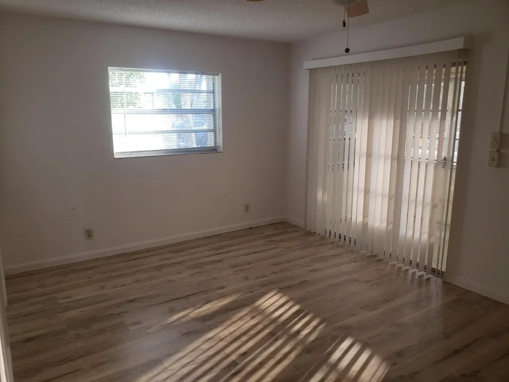 688 Burgundy O Delray Beach FL 33484