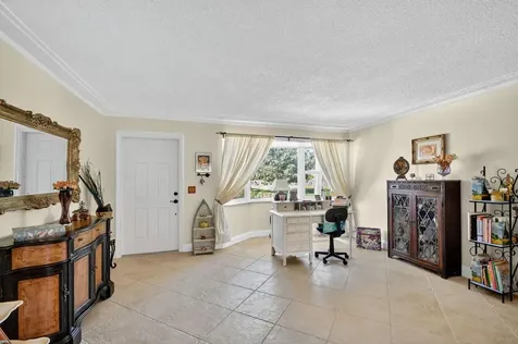 2630 SW 5th Street Boynton Beach FL 33435