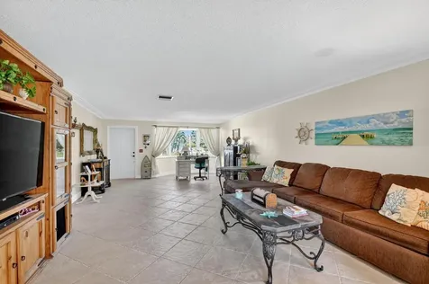 2630 SW 5th Street Boynton Beach FL 33435