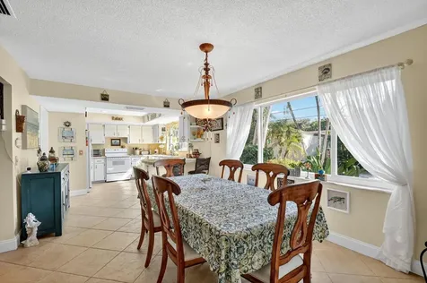2630 SW 5th Street Boynton Beach FL 33435