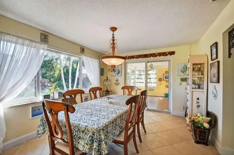 2630 SW 5th Street Boynton Beach FL 33435