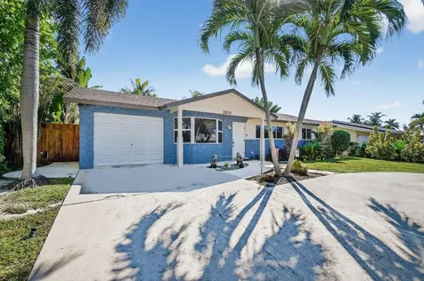 2630 SW 5th Street Boynton Beach FL 33435