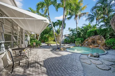 2630 SW 5th Street Boynton Beach FL 33435
