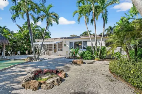 2630 SW 5th Street Boynton Beach FL 33435