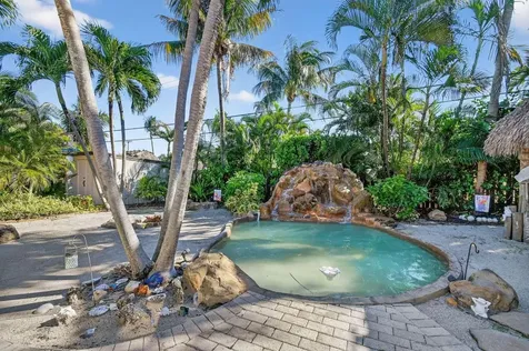 2630 SW 5th Street Boynton Beach FL 33435