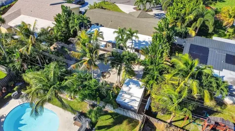 2630 SW 5th Street Boynton Beach FL 33435