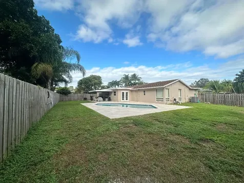10390 Sleepy Brook Way Boca Raton FL 33428
