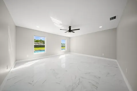 388 SE Tranquilla Avenue Port St Lucie FL 34983