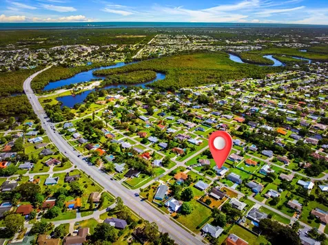388 SE Tranquilla Avenue Port St Lucie FL 34983
