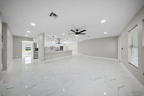 388 SE Tranquilla Avenue Port St Lucie FL 34983