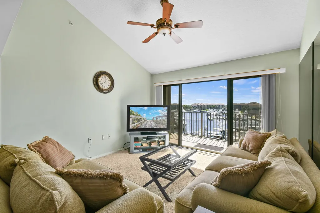 1601 Marina Isle Way Jupiter FL 33477