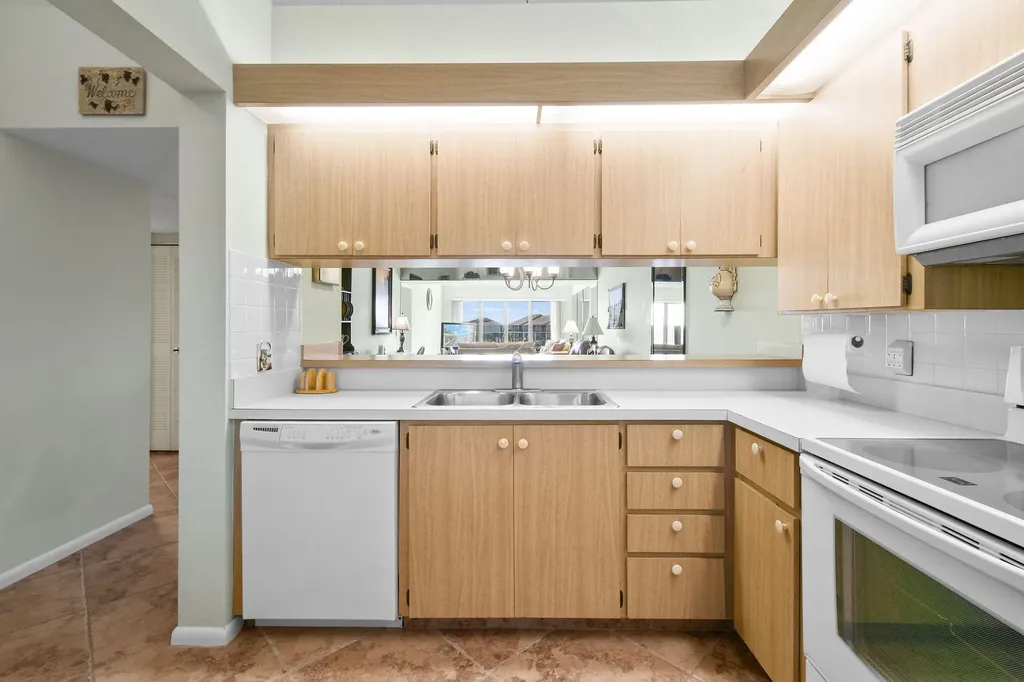 1601 Marina Isle Way Jupiter FL 33477