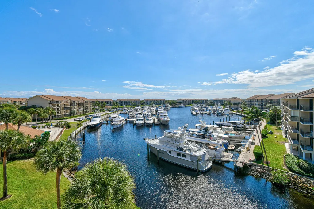 1601 Marina Isle Way Jupiter FL 33477