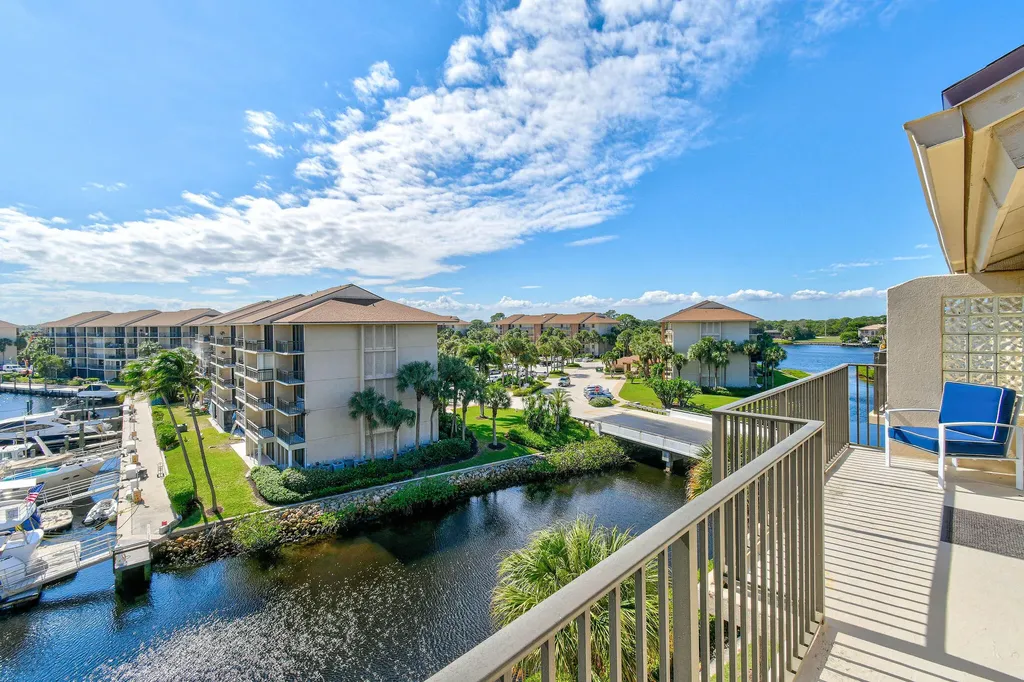 1601 Marina Isle Way Jupiter FL 33477