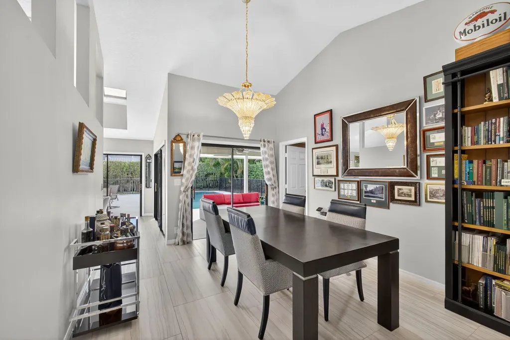 13 Saint Giles Road Palm Beach Gardens FL 33418