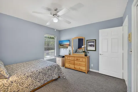 13 Saint Giles Road Palm Beach Gardens FL 33418