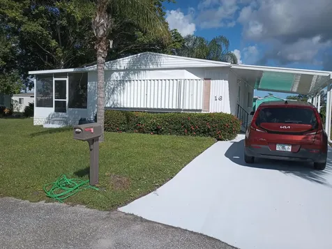 16 Guadalupe Port St Lucie FL 34952