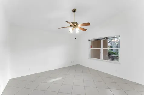2705 Pointe Circle Greenacres FL 33413