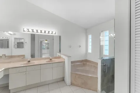 2705 Pointe Circle Greenacres FL 33413
