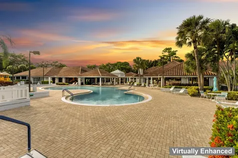 2705 Pointe Circle Greenacres FL 33413