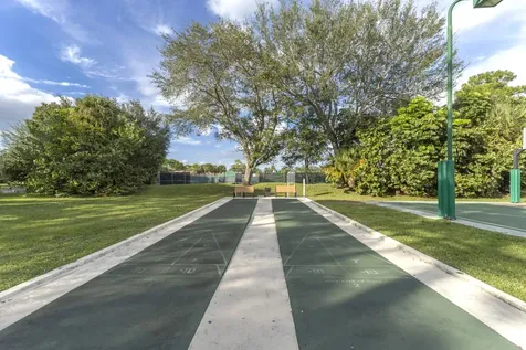 2705 Pointe Circle Greenacres FL 33413