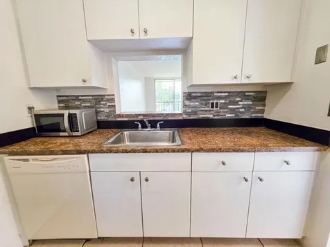 7960 NW 50th Street Lauderhill FL 33351