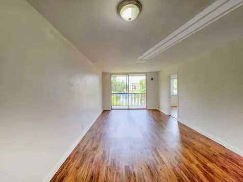 7960 NW 50th Street Lauderhill FL 33351