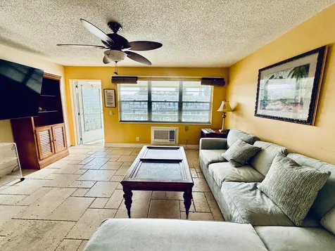 159 Sussex H West Palm Beach FL 33417