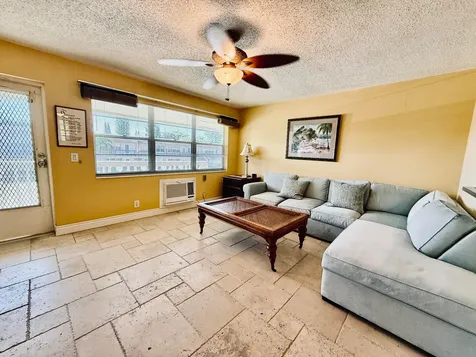 159 Sussex H West Palm Beach FL 33417
