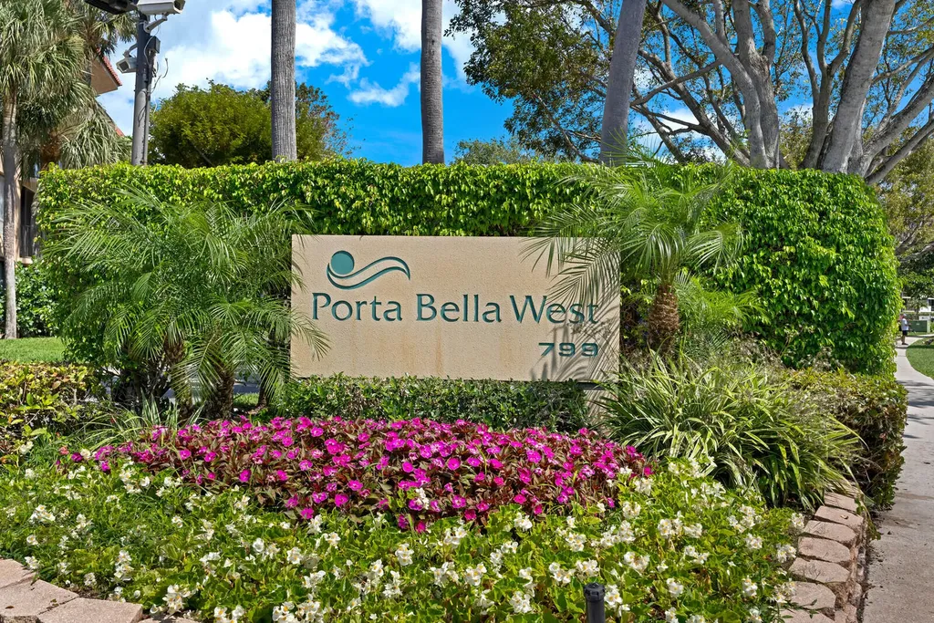 799 Jeffery Street Boca Raton FL 33487