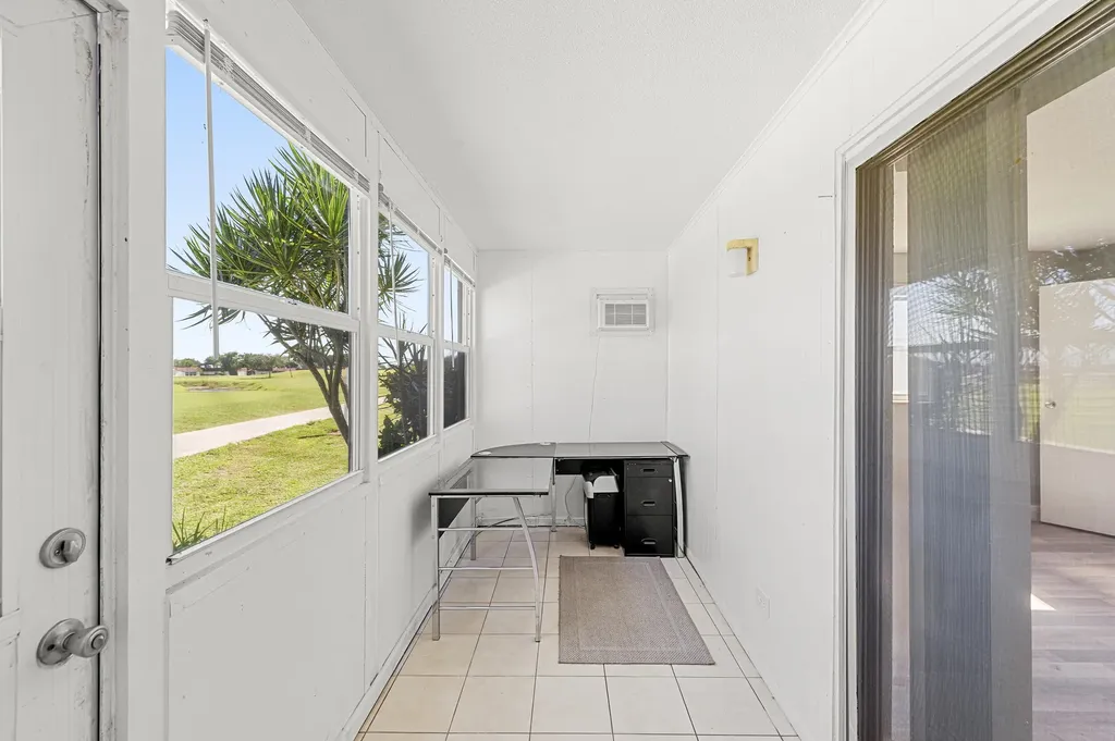 106 Tuscany B Delray Beach FL 33446