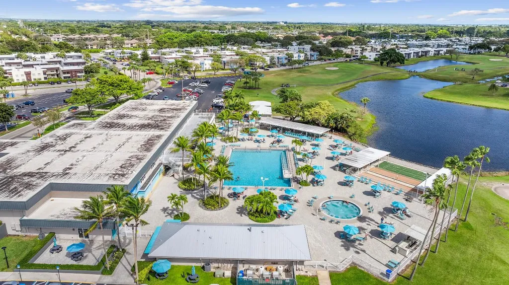 106 Tuscany B Delray Beach FL 33446