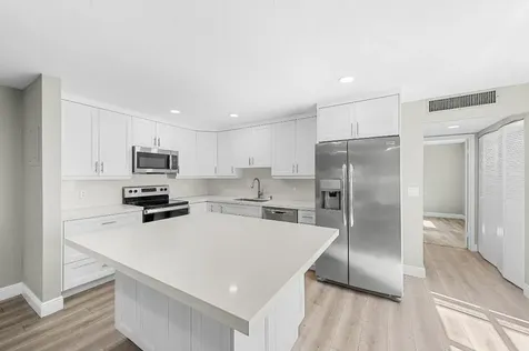 106 Tuscany B Delray Beach FL 33446