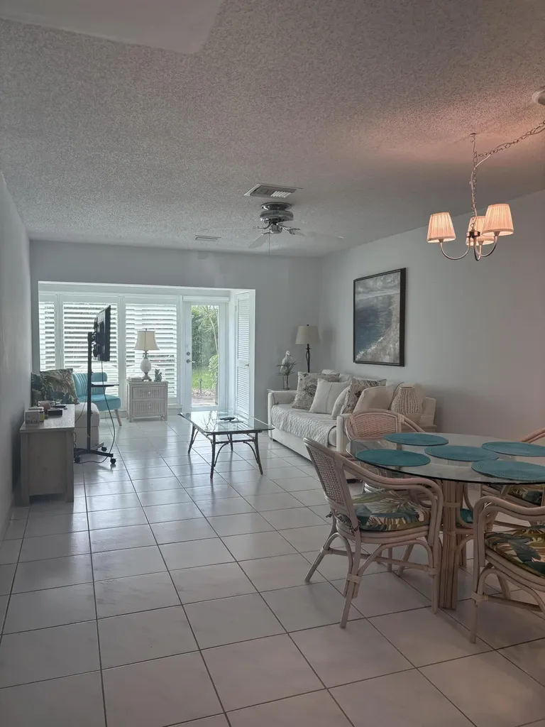 13782 Via Flora Delray Beach FL 33484