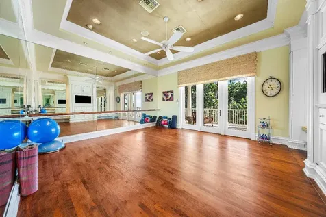 1083 Hillsboro Mile Hillsboro Beach FL 33062
