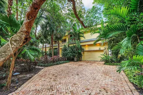 1083 Hillsboro Mile Hillsboro Beach FL 33062