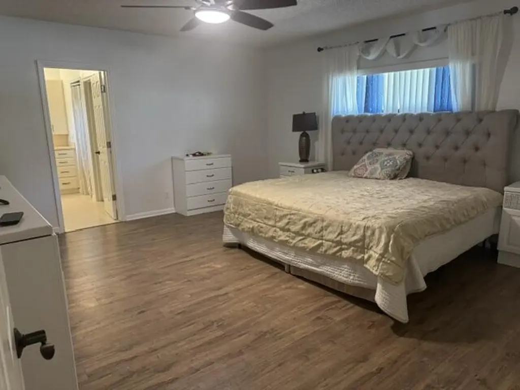 10298 Greentrail Drive N Boynton Beach FL 33436
