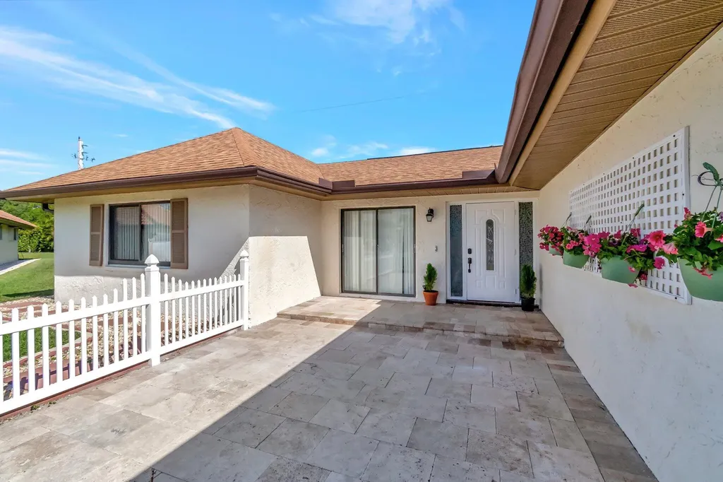 10298 Greentrail Drive N Boynton Beach FL 33436