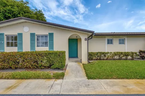 2966 Ashley Drive Drive E West Palm Beach FL 33415