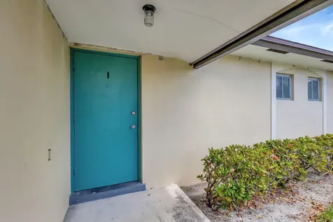 2966 Ashley Drive Drive E West Palm Beach FL 33415