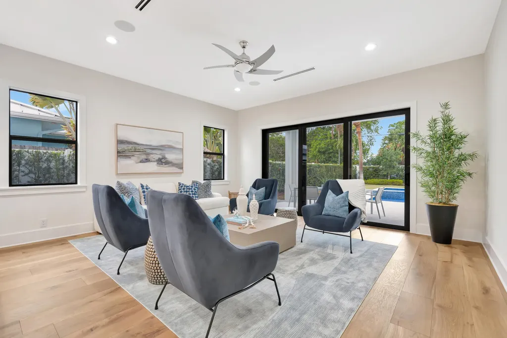 245 Alhambra Place West Palm Beach FL 33405