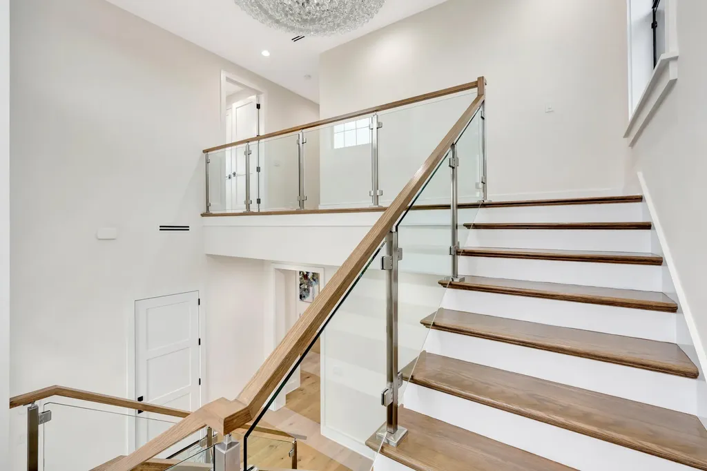 245 Alhambra Place West Palm Beach FL 33405