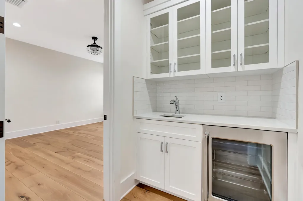245 Alhambra Place West Palm Beach FL 33405
