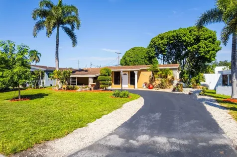 6731 Roosevelt Street Hollywood FL 33024