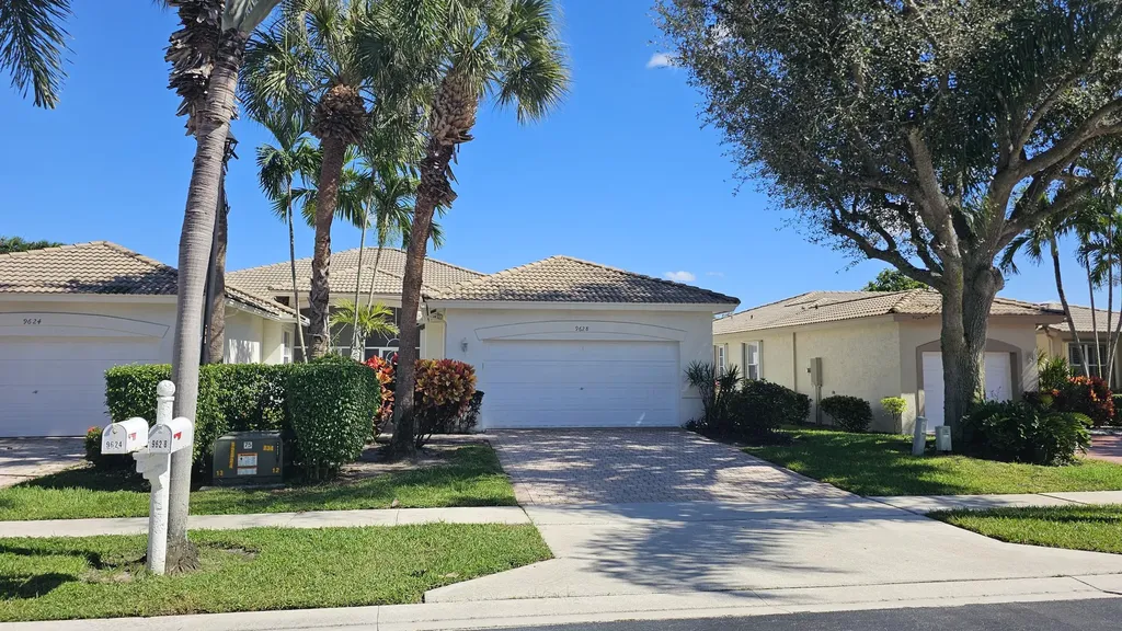 9628 Crescent View Drive N Boynton Beach FL 33437
