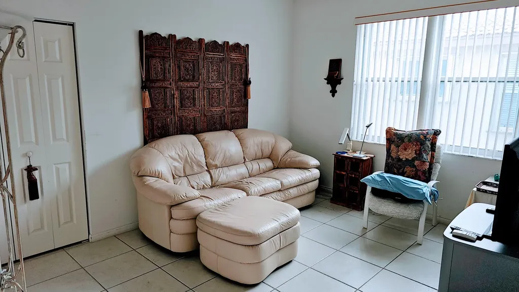 9628 Crescent View Drive N Boynton Beach FL 33437